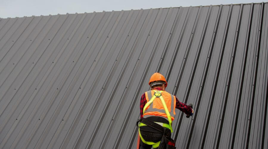 Expert Emergency Roof Repairs services in Swatara, MN